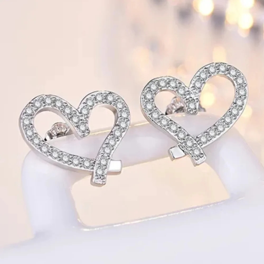Sterling 925 Silver Heart Shape Shiny Zircon Stud Earrings